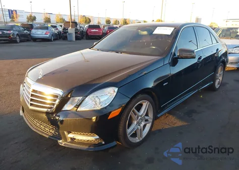 2012 Mercedes-Benz E 350 из США, поврежденный, VIN WDDHF5KB1CA616243